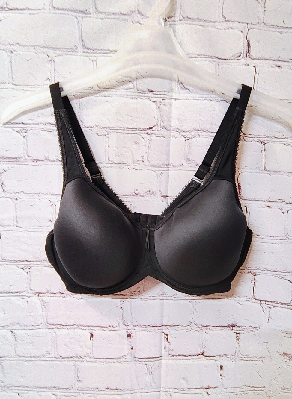 Wacoal Basic Beauty Black Spacer T Shirt Bra Underwire 38D